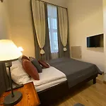 & Kraków
