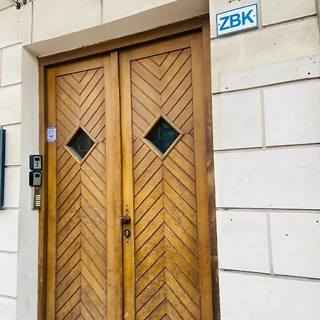 Apartment & *