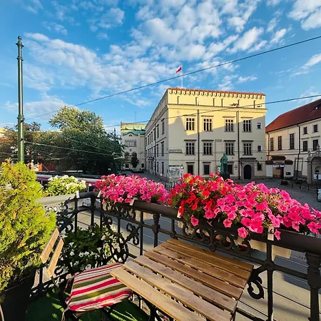 & * Cracovie
